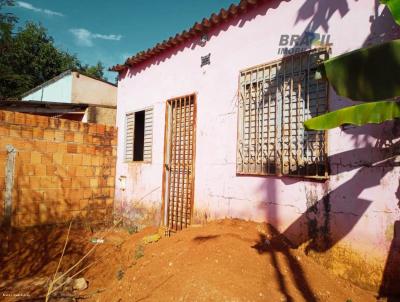 Casa para Venda, em Novo Gama, bairro Parque Estrela Dalva VI (Pedregal), 2 dormitrios, 1 banheiro, 5 vagas