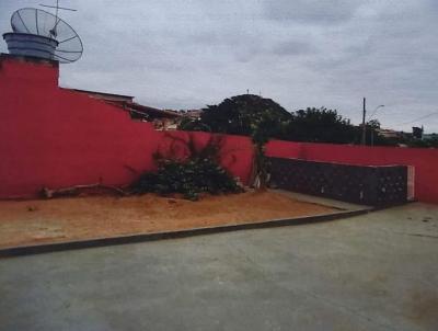 Casa para Venda, em Ribeiro das Neves, bairro Savassi, 3 dormitrios, 1 banheiro, 1 sute, 3 vagas