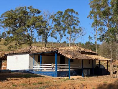 Fazenda para Venda, em Desterro de Entre Rios, bairro zona rural, 4 dormitrios, 3 banheiros, 8 vagas