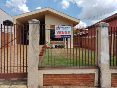 Casa para Venda, em Itapetininga, bairro Centro, 3 dormitrios, 2 banheiros, 1 sute, 4 vagas