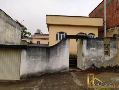 Casa para Loca��o, em Barbacena, bairro Funcion�rios, 2 dormit�rios, 1 banheiro, 2 vagas