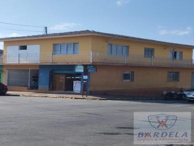 Casa para Venda, em Extrema, bairro CENTRO, 5 dormitrios, 2 banheiros