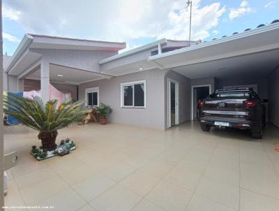 Casa para Venda, em Foz do Iguau, bairro Morumbi, 3 dormitrios, 2 banheiros, 2 vagas