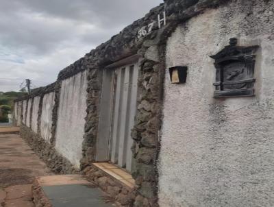 Casa para Venda, em Cuiab, bairro Santa Helena, 3 dormitrios, 3 banheiros, 1 sute, 2 vagas