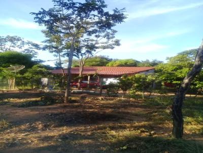 Chcara para Venda, em Pitangui, bairro Cond. Bela Vista, 2 dormitrios, 2 banheiros, 1 sute, 2 vagas