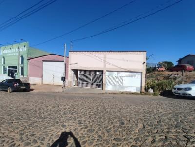 Casa para Venda, em Toledo, bairro Pereiras, 4 dormitrios, 1 banheiro, 1 sute, 1 vaga