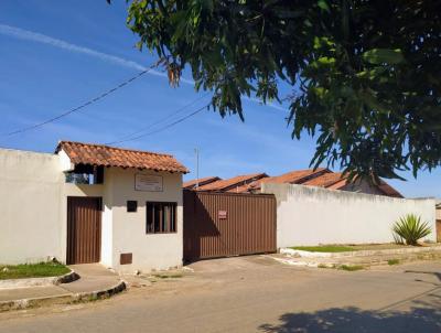 Casa em Condomnio para Venda, em Valparaso de Gois, bairro Chcaras Benvinda, 2 dormitrios, 1 banheiro, 2 vagas