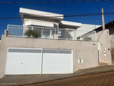 Casa para Venda, em Taquarituba, bairro Centro, 3 dormitrios, 3 banheiros, 1 sute, 2 vagas