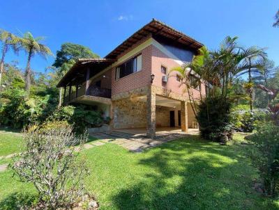 Casa para Venda, em Terespolis, bairro Granja Guarani, 6 dormitrios, 4 banheiros, 1 sute, 4 vagas