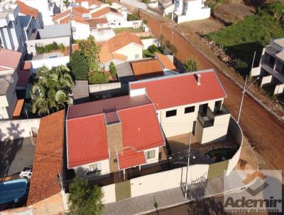 Casa para Venda, em Santo Antnio da Platina, bairro Vila So Pedro, 4 dormitrios, 3 banheiros, 1 sute, 3 vagas