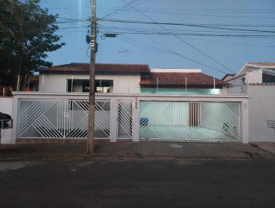 Casa para Venda, em Alfenas, bairro Jardim Aeroporto, 4 dormitrios, 3 banheiros, 1 sute, 2 vagas