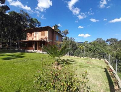 Casa em Condomnio para Venda, em Terespolis, bairro Trs Crregos, 4 dormitrios, 4 banheiros, 1 sute, 2 vagas