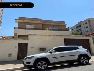 Casa para Venda, em Poos de Caldas, bairro Jardim Elvira Dias, 4 dormitrios, 2 banheiros, 1 sute, 3 vagas