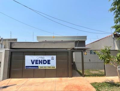 Casa para Venda, em Campo Grande, bairro So Francisco, 3 dormitrios, 4 banheiros, 3 sutes, 2 vagas