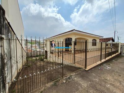 Casa para Venda, em Muzambinho, bairro Centro, 3 dormitrios, 2 banheiros, 1 sute, 6 vagas