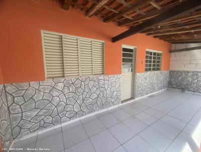 Casa para Locação, em Itamonte, bairro Moradas do Bosque, 1 dormitório, 1 banheiro