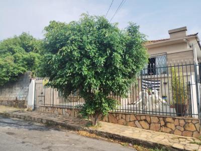 Casa para Venda, em Belo Horizonte, bairro Pompia, 3 dormitrios, 1 banheiro, 2 vagas