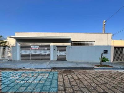 Casa para Venda, em Adamantina, bairro Centro, 2 dormitrios, 1 banheiro, 1 sute, 2 vagas