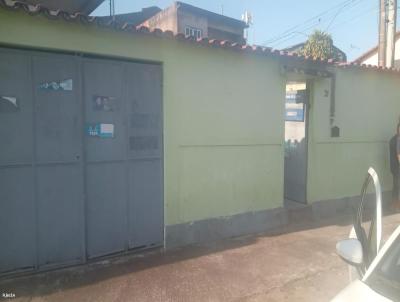 Casa para Venda, em Rio de Janeiro, bairro Realengo, 2 dormitrios, 2 banheiros, 3 vagas