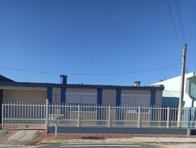 Casa para Venda, em Santa Vitória do Palmar, bairro CENTRO, 3 dormitórios, 3 banheiros, 1 suíte, 1 vaga