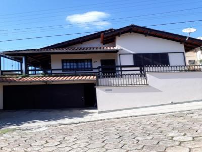 Casa para Venda, em Barra Velha, bairro CENTRO, 2 dormitrios, 2 banheiros, 1 sute, 2 vagas