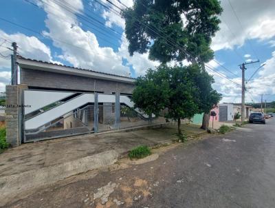 Casa para Venda, em Alfenas, bairro Santa Maria, 5 dormitrios, 4 banheiros, 2 sutes, 5 vagas