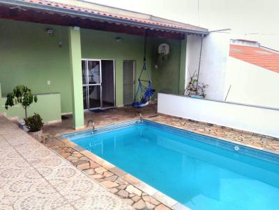 Casa para Venda, em Mogi das Cruzes, bairro Conjunto São Sebastião, 3 dormitórios, 2 banheiros, 1 vaga