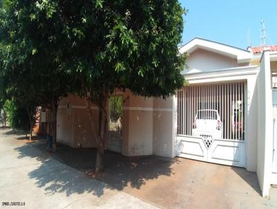 Casa para Venda, em Presidente Epitácio, bairro VILA PRES.VARGAS, 3 dormitórios, 1 banheiro, 1 suíte, 2 vagas
