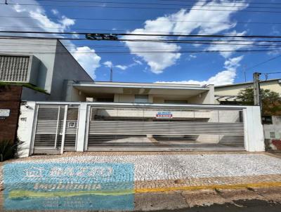 Casa para Venda, em Adamantina, bairro Centro, 3 dormitórios, 2 banheiros, 1 suíte, 3 vagas