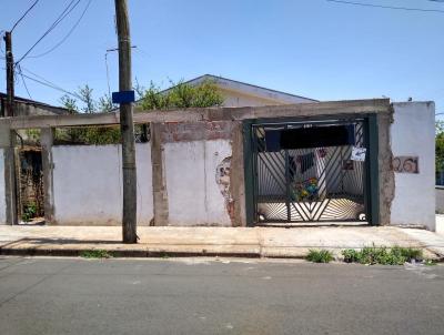 Casa para Venda, em So Carlos, bairro Vila Jacobucci, 3 dormitrios, 1 banheiro, 2 vagas