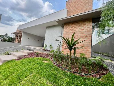 Casa para Venda, em Mococa, bairro Jardim da Paineira, 3 dormit�rios, 3 banheiros, 2 su�tes, 4 vagas
