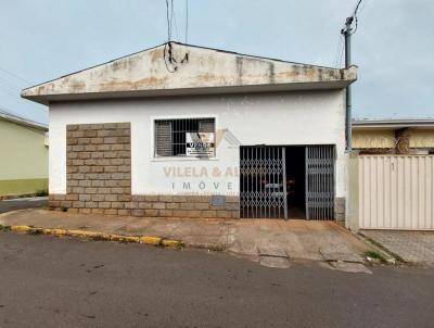 Casa para Venda, em Alfenas, bairro Centro, 3 dormitrios, 1 banheiro, 4 vagas