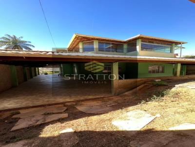 Casa para Venda, em Esmeraldas, bairro Vale das Esmeraldas 3 (Melo Viana), 4 dormitrios, 2 banheiros, 2 sutes, 10 vagas