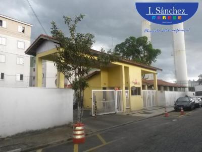 Apartamento para Venda, em Itaquaquecetuba, bairro Vila So Carlos, 3 dormitrios, 1 banheiro, 1 vaga