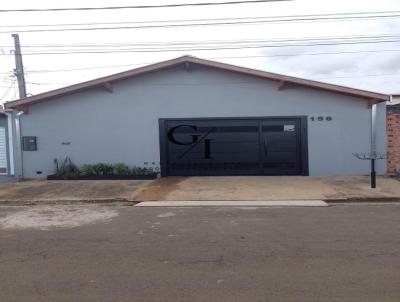 Casa para Venda, em Piracicaba, bairro Conjunto Habitacional gua Branca, 3 dormitrios, 1 banheiro, 2 vagas