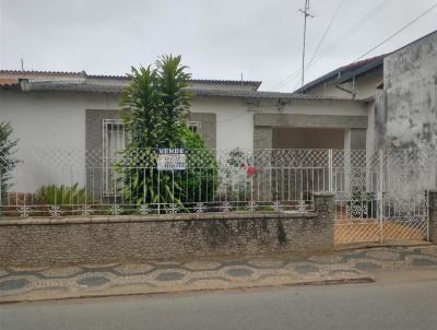 Casa para Venda, em Itapetininga, bairro CENTRO, 3 dormitrios, 1 banheiro, 1 vaga