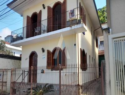 Casa para Venda, em Poos de Caldas, bairro Jardim Ginasio, 4 dormitrios, 4 banheiros, 1 sute, 4 vagas