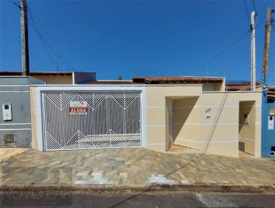 Casa para Locação, em Adamantina, bairro Pq Giuliano, 4 dormitórios, 1 banheiro, 1 suíte, 2 vagas