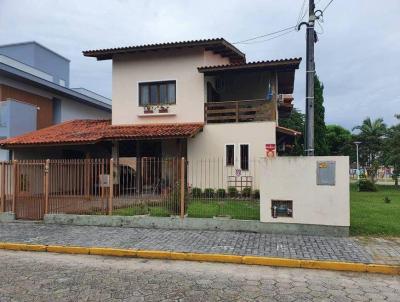 Casa para Venda, em Florianpolis, bairro Carianos, 5 dormitrios, 5 banheiros, 2 sutes, 4 vagas