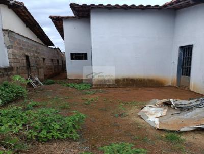 Casa para Venda, em So Sebastio do Paraso, bairro So Sebastio, 3 dormitrios, 1 banheiro, 2 vagas