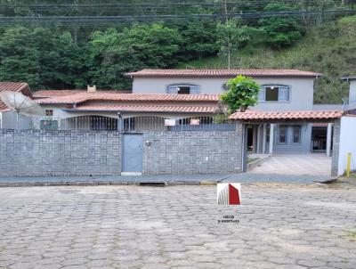 Casa para Venda, em Itajub, bairro Varginha, 5 dormitrios, 2 banheiros, 2 sutes, 2 vagas