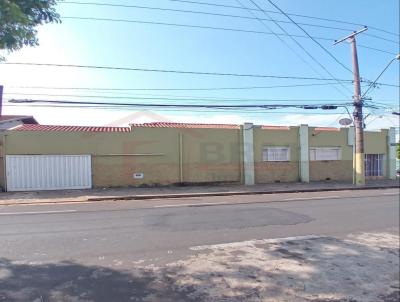 Casa para Venda, em Barretos, bairro Centro, 3 dormitrios, 1 banheiro, 3 vagas
