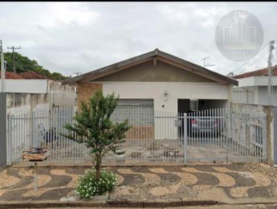 Casa para Venda, em Marlia, bairro Jardim Maria Izabel, 3 dormitrios, 1 banheiro, 1 sute, 3 vagas