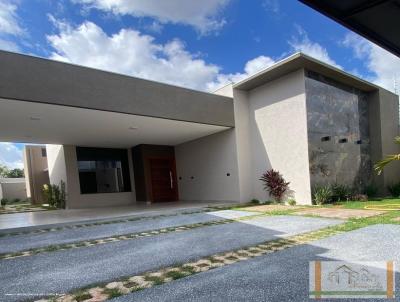 Casa para Venda, em Campo Grande, bairro Tiradentes, 3 dormitrios, 3 banheiros, 1 sute, 4 vagas