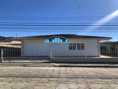 Casa para Venda, em So Jos, bairro Nossa Senhora do Rosrio, 6 dormitrios, 2 banheiros, 1 sute, 1 vaga