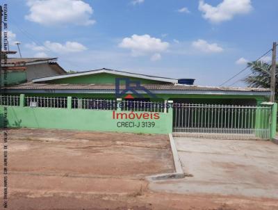 Casa para Venda, em Colorado do Oeste, bairro Centro, 2 dormitrios, 2 banheiros, 1 vaga