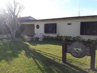 Casa para Venda, em Tramanda, bairro Zona Nova, 3 dormitrios, 2 banheiros, 1 vaga