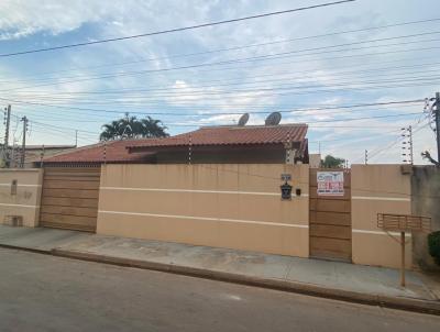 Casa para Venda, em Cceres, bairro Cavalhada I, 6 dormitrios, 3 banheiros, 1 sute, 2 vagas