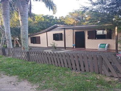 Casa para Venda, em Cidreira, bairro Lagoa Country Club, 3 dormitórios, 2 banheiros