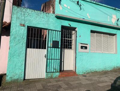 Casa para Locação, em Santana do Livramento, bairro Centro, 2 dormitórios, 1 banheiro